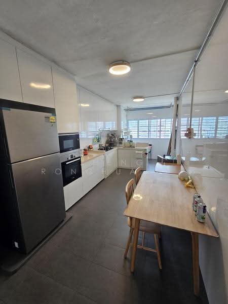359 Clementi Avenue 2, 359 Clementi Avenue 2, Buona Vista / West Coast / Clementi New Town, 3 Bedrooms, 1,000 sqft, HDB Flat For Rent, by Zheng Ronghua 郑荣华, 500265058 - Kitchen - PropertyGuru.com.sg