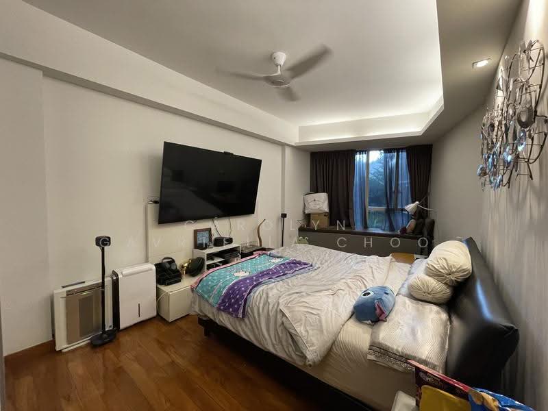 Floridian, 969 Bukit Timah Road, Clementi Park / Upper Bukit Timah, 4 Bedrooms, 1,701 sqft, Condominium For Sale, by Carolyn Gavriella Choo, 500265067 - Master Bedroom - PropertyGuru.com.sg
