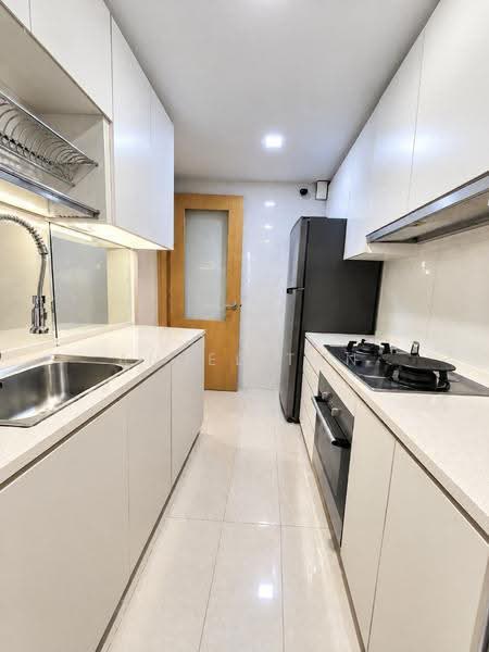Walk to Tampines MRT, Master Bedroom for Lease, Pasir Ris / Tampines, Room Rental, 150 sqft, Condominium For Rent, by Ansel Tan, 500265070 - Kitchen - PropertyGuru.com.sg