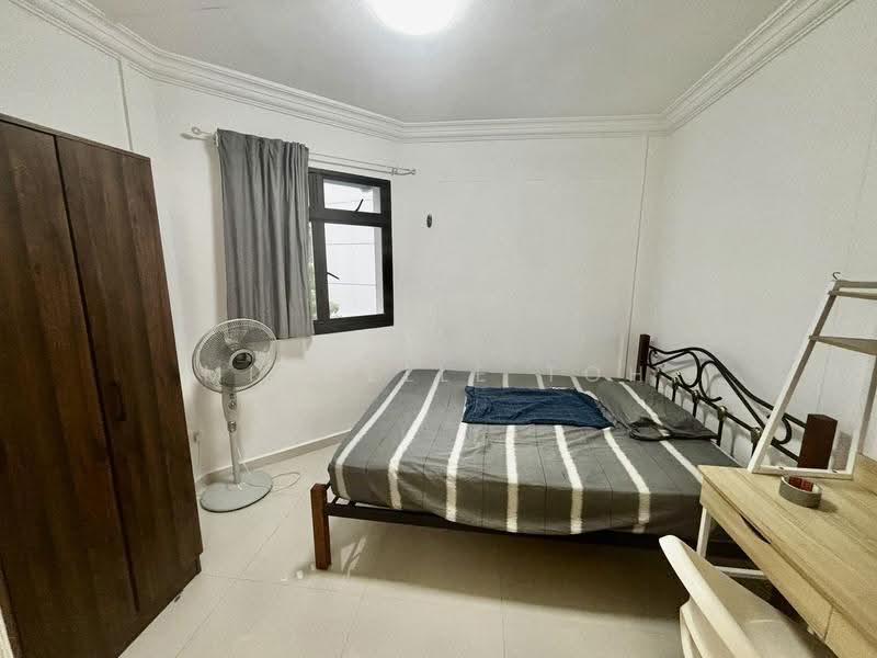 250A Compassvale Street, 250A Compassvale Street, Hougang / Punggol / Sengkang, 3 Bedrooms, 1,410 sqft, HDB Flat For Sale, by Michelle Toh, 500265075 - Bedroom - PropertyGuru.com.sg