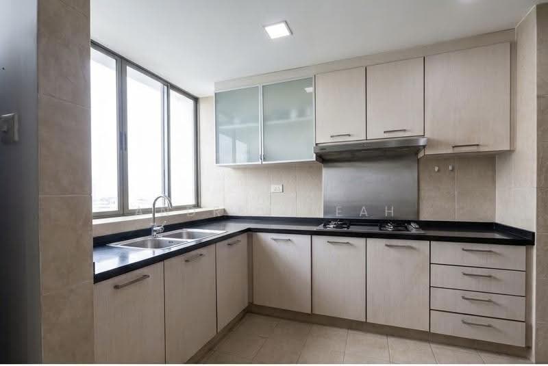 The Quintet, 44 Choa Chu Kang Street 64, Dairy Farm / Bukit Panjang / Choa Chu Kang, 4 Bedrooms, 1,561 sqft, Condominium For Sale, by Andrew Seah, 500265078 - Kitchen - PropertyGuru.com.sg