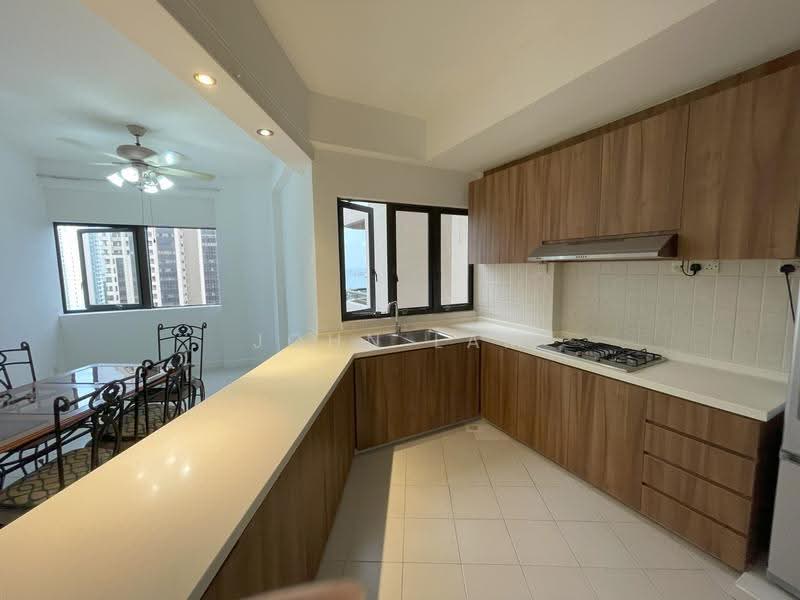 Bayshore Park, 50 Bayshore Road, Bedok / Upper East Coast, 3 Bedrooms, 1,292 sqft, Condominium For Rent, by John Lam, 500265080 - Kitchen - PropertyGuru.com.sg