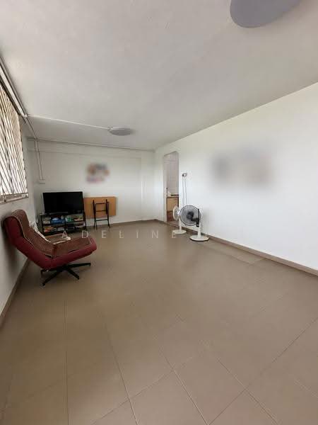 414 Tampines Street 41, 414 Tampines Street 41, Pasir Ris / Tampines, 3 Bedrooms, 904 sqft, HDB Flat For Sale, by Adeline Lee, 500265083 - Living Room - PropertyGuru.com.sg