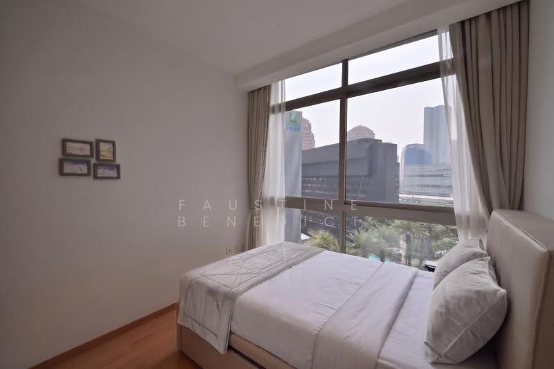 Cairnhill Nine, 9 Cairnhill Road, Orchard / River Valley, 3 Bedrooms, 1,044 sqft, Condominium For Sale, by Faustine Benedict, 500265089 - Common Bedroom - PropertyGuru.com.sg