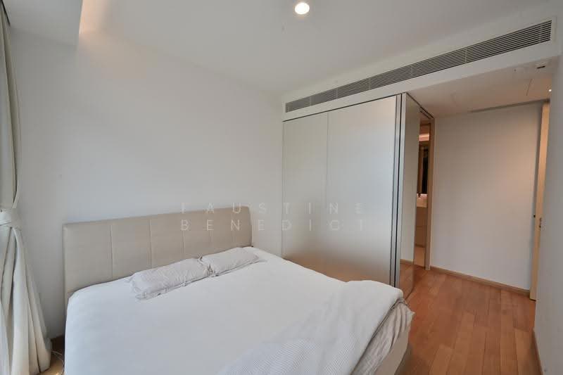 Cairnhill Nine, 9 Cairnhill Road, Orchard / River Valley, 3 Bedrooms, 1,044 sqft, Condominium For Sale, by Faustine Benedict, 500265089 - Master Bedroom - PropertyGuru.com.sg
