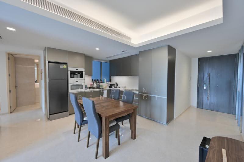 Cairnhill Nine, 9 Cairnhill Road, Orchard / River Valley, 3 Bedrooms, 1,044 sqft, Condominium For Sale, by Faustine Benedict, 500265089 - Dinning - PropertyGuru.com.sg