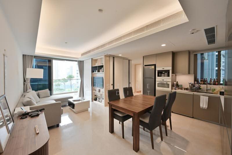 Cairnhill Nine, 9 Cairnhill Road, Orchard / River Valley, 3 Bedrooms, 1,044 sqft, Condominium For Sale, by Faustine Benedict, 500265089 - Living Room - PropertyGuru.com.sg