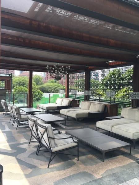 OUE Twin Peaks, 33 Leonie Hill Road, Orchard / River Valley, 2 Bedrooms, 1,055 sqft, Condominium For Rent, by Tina Lam, 500265093 - PropertyGuru.com.sg