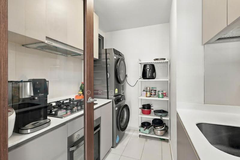 The Visionaire, 182 Canberra Drive, Sembawang / Yishun, 3 Bedrooms, 958 sqft, Condominium For Sale, by George Poo, 500265097 - Kitchen - PropertyGuru.com.sg