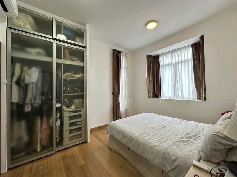 Robertson 100, 100 Robertson Quay, Orchard / River Valley, 2 Bedrooms, 883 sqft, Apartment For Sale, by Carollyn Ong, 500265101 - Bedroom - PropertyGuru.com.sg