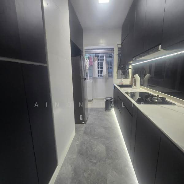 663A Punggol Drive, 663A Punggol Drive, Hougang / Punggol / Sengkang, 2 Bedrooms, 700 sqft, HDB Flat For Sale, by Ainon Talib, 500265102 - Kitchen - PropertyGuru.com.sg