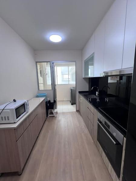 890C Tampines Avenue 1, 890C Tampines Avenue 1, Pasir Ris / Tampines, 3 Bedrooms, 1,001 sqft, HDB Flat For Rent, by Victor Chan, 500265111 - Kitchen - PropertyGuru.com.sg
