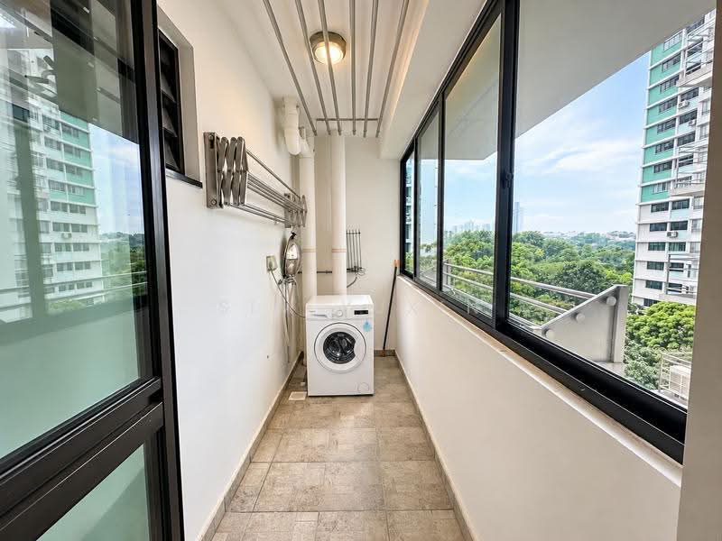 28B Dover Crescent, 28B Dover Crescent, Buona Vista / West Coast / Clementi New Town, 2 Bedrooms, 1,032 sqft, HDB Flat For Rent, by Sim Yuxin, 500265127 - Balcony - PropertyGuru.com.sg