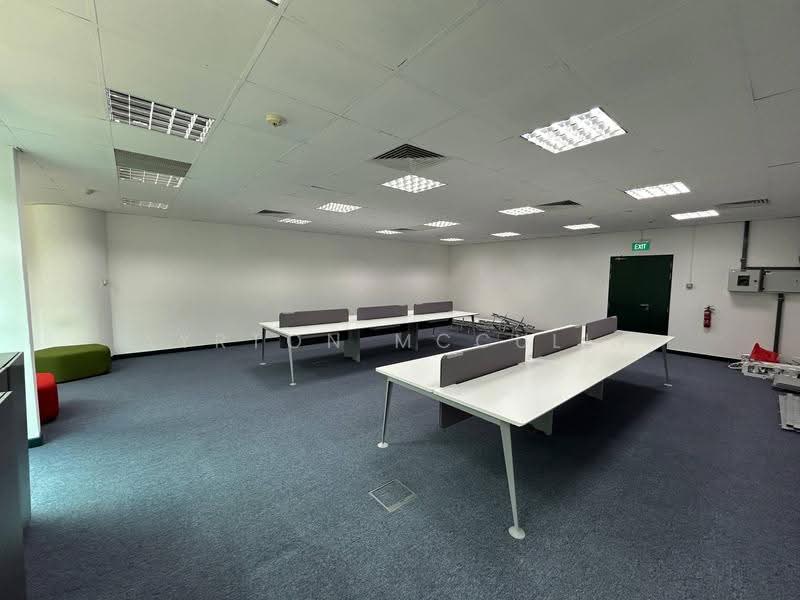 Fitted Science Park Business Space, Buona Vista / West Coast / Clementi New Town, 968 sqft, Light Industrial (B1) For Rent, by Ayrton McCully, 500265131 - Interior - CommercialGuru.com.sg