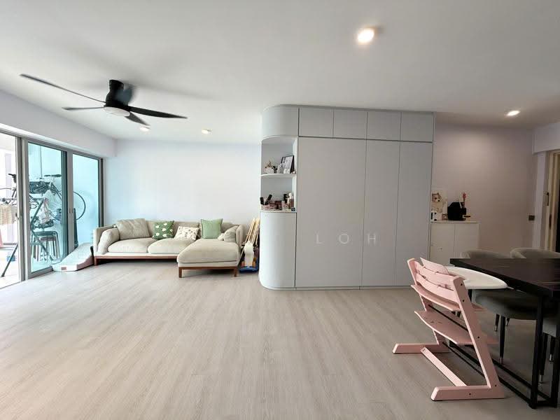 518C Tampines Central 7, 518C Tampines Central 7, Pasir Ris / Tampines, 3 Bedrooms, 1,152 sqft, HDB Flat For Sale, by Scott Loh, 500265140 - Living & Dining Room - PropertyGuru.com.sg