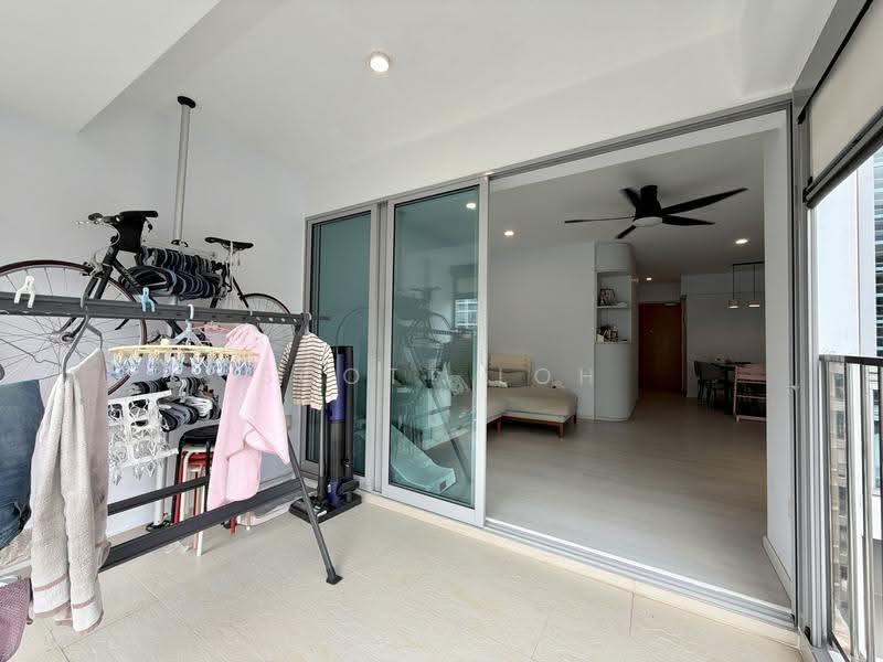 518C Tampines Central 7, 518C Tampines Central 7, Pasir Ris / Tampines, 3 Bedrooms, 1,152 sqft, HDB Flat For Sale, by Scott Loh, 500265140 - Balcony - PropertyGuru.com.sg