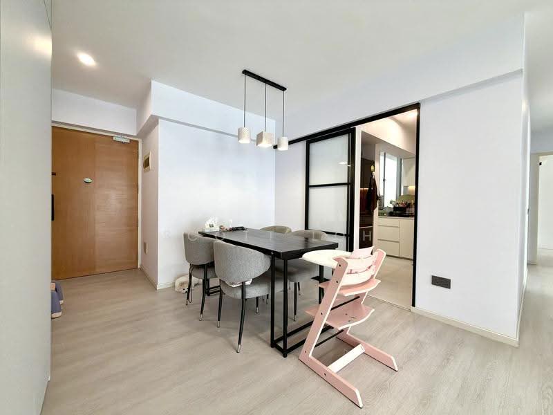 518C Tampines Central 7, 518C Tampines Central 7, Pasir Ris / Tampines, 3 Bedrooms, 1,152 sqft, HDB Flat For Sale, by Scott Loh, 500265140 - Dining Room - PropertyGuru.com.sg