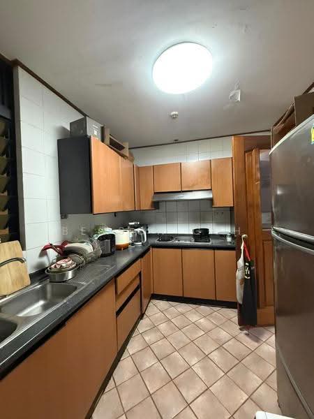 Spring Grove, 53 Grange Road, Tanglin / Holland / Bukit Timah, 2 Bedrooms, 1,012 sqft, Condominium For Sale, by Benson Goh, 500265147 - Kitchen - PropertyGuru.com.sg