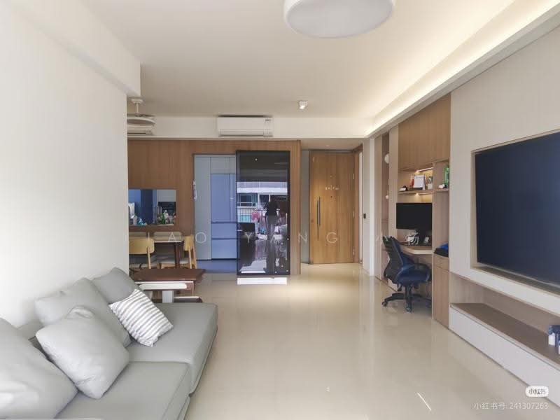Caspian, 54 Lakeside Drive, Boon Lay / Jurong / Tuas, Room Rental, 250 sqft, Condominium For Rent, by Xiao Yang 小杨, 500265165 - Living Room - PropertyGuru.com.sg