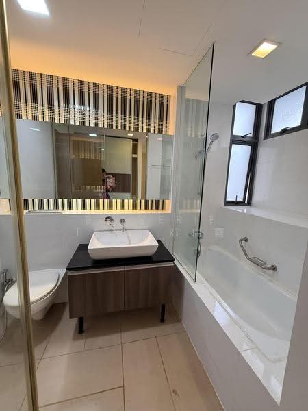 38 Amber, 38 Amber Rd, East Coast / Marine Parade, 2 Bedrooms, 893 sqft, Condominium For Rent, by Belverie Tang 邓瑞霞, 500265169 - Bathroom - PropertyGuru.com.sg