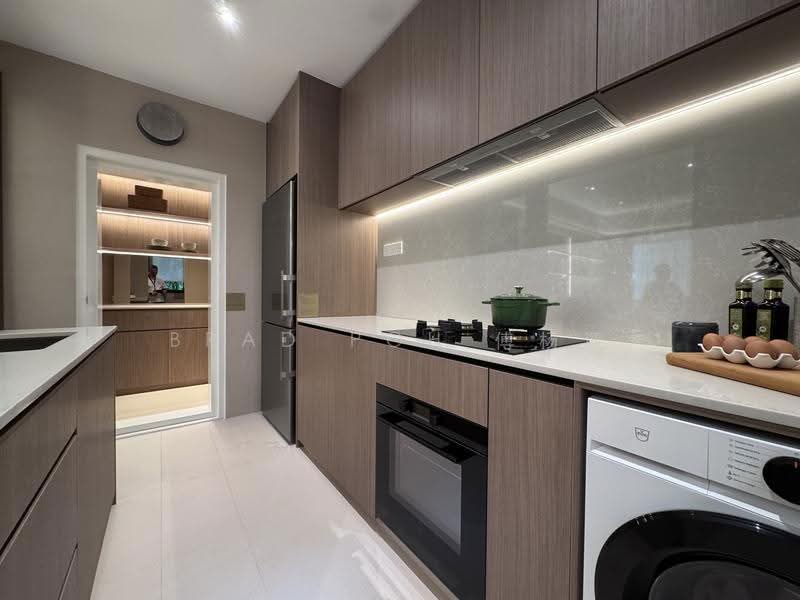 Amberwood at Holland, Tanglin / Holland / Bukit Timah, 3 Bedrooms, 958 sqft, Condominium For Sale, by Brad Poh 傅杨评, 500265172 - Kitchen - PropertyGuru.com.sg