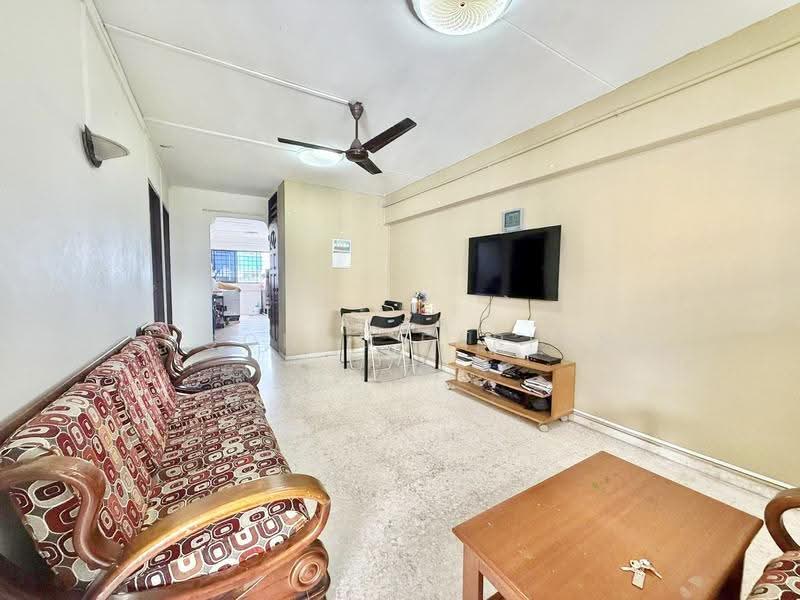 237 Tampines Street 21, 237 Tampines Street 21, Pasir Ris / Tampines, 2 Bedrooms, 785 sqft, HDB Flat For Sale, by Noonal Farina, 500265175 - PropertyGuru.com.sg