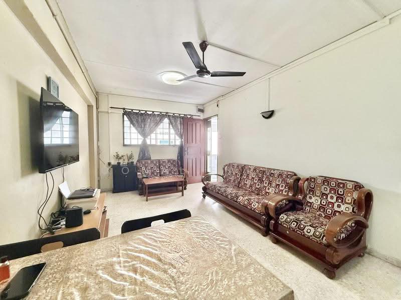 237 Tampines Street 21, 237 Tampines Street 21, Pasir Ris / Tampines, 2 Bedrooms, 785 sqft, HDB Flat For Sale, by Noonal Farina, 500265175 - PropertyGuru.com.sg