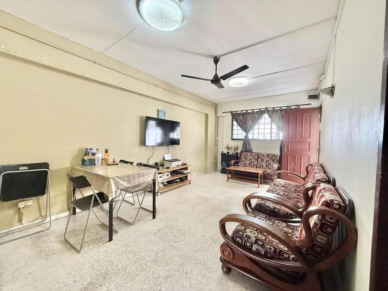 237 Tampines Street 21, 237 Tampines Street 21, Pasir Ris / Tampines, 2 Bedrooms, 785 sqft, HDB Flat For Sale, by Noonal Farina, 500265175 - PropertyGuru.com.sg