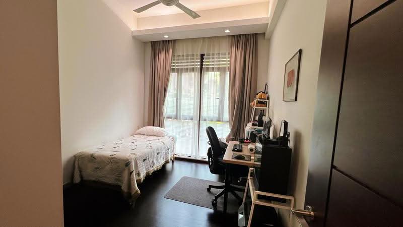 The Cornwall, 2A Cornwall Gardens, Tanglin / Holland / Bukit Timah, 4 Bedrooms, 2,194 sqft, Condominium For Sale, by Carol Lin, 500265179 - Bedroom - PropertyGuru.com.sg