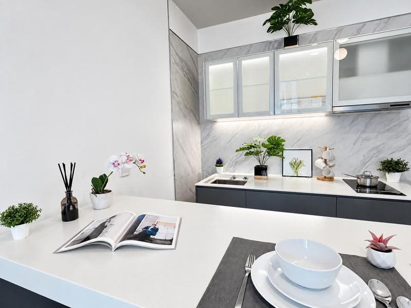 The M, 32 Middle Road, Beach Road / Bugis / Rochor, Studio, 409 sqft, Condominium For Sale, by Javier Ng 黄允健, 500265195 - Kitchen - PropertyGuru.com.sg