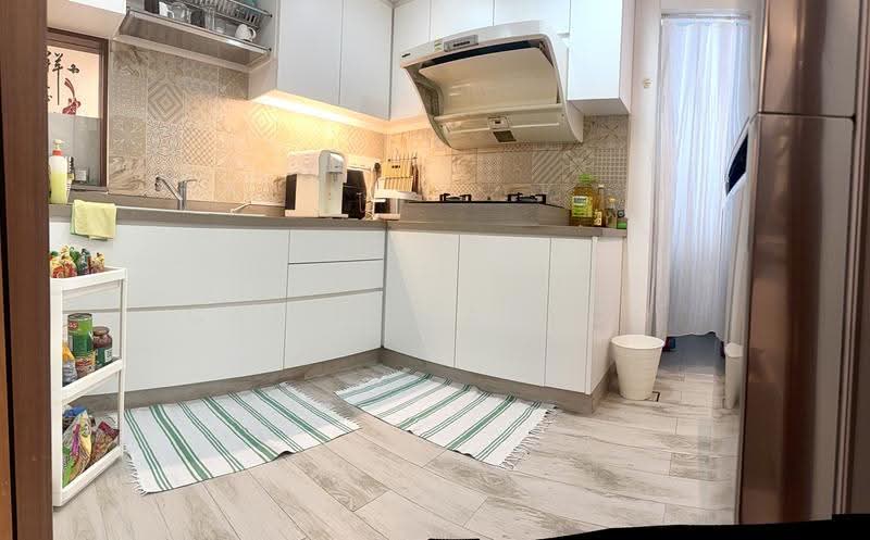 Hume Park II, 23 Hume Avenue, Clementi Park / Upper Bukit Timah, 3 Bedrooms, 1,238 sqft, Condominium For Sale, by Cathy Cangco, 500265211 - Kitchen - PropertyGuru.com.sg