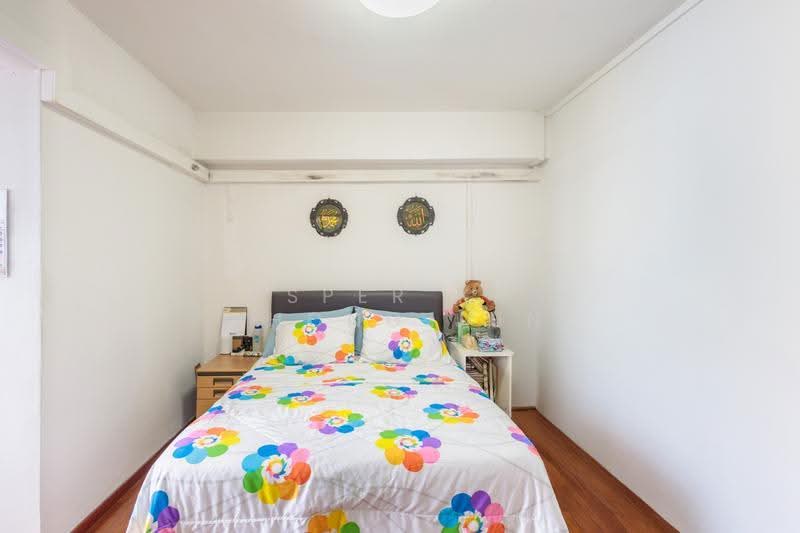 124 Pasir Ris Street 11, 124 Pasir Ris Street 11, Pasir Ris / Tampines, 3 Bedrooms, 1,216 sqft, HDB Flat For Sale, by Jesper Kow Zhong Jun, 500265218 - Bedroom - PropertyGuru.com.sg