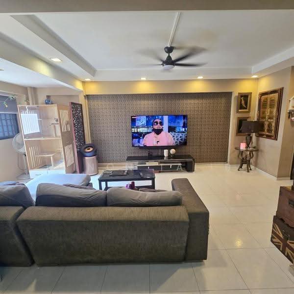 748 Woodlands Circle, 748 Woodlands Circle, Admiralty / Woodlands, 4 Bedrooms, 1,313 sqft, HDB Flat For Sale, by Ainon Talib, 500265219 - Living Room - PropertyGuru.com.sg