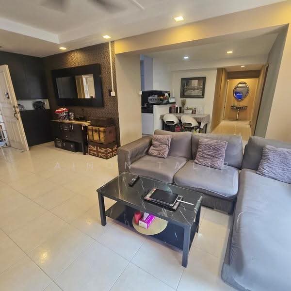 748 Woodlands Circle, 748 Woodlands Circle, Admiralty / Woodlands, 4 Bedrooms, 1,313 sqft, HDB Flat For Sale, by Ainon Talib, 500265219 - Living Room - PropertyGuru.com.sg