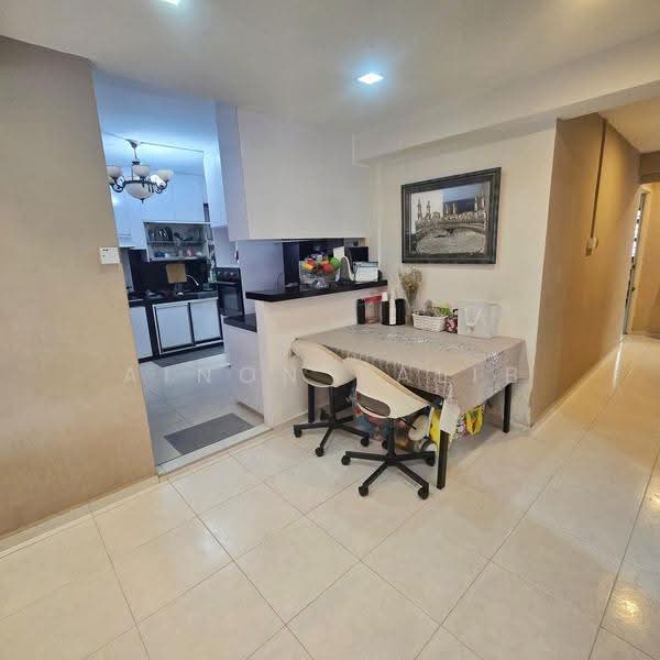 748 Woodlands Circle, 748 Woodlands Circle, Admiralty / Woodlands, 4 Bedrooms, 1,313 sqft, HDB Flat For Sale, by Ainon Talib, 500265219 - Kitchen - PropertyGuru.com.sg