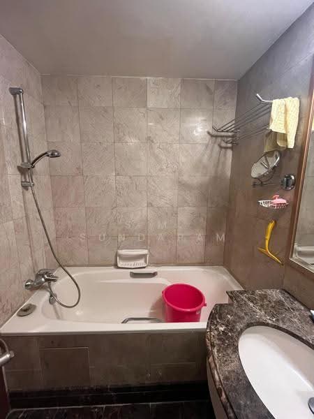 Tanglin View, 150 Prince Charles Crescent, Alexandra / Commonwealth, Room Rental, 180 sqft, Condominium For Rent, by S.M. SUNDARAM, 500265228 - Bathroom - PropertyGuru.com.sg