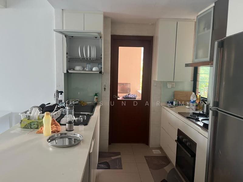 Tanglin View, 150 Prince Charles Crescent, Alexandra / Commonwealth, Room Rental, 180 sqft, Condominium For Rent, by S.M. SUNDARAM, 500265228 - Kitchen - PropertyGuru.com.sg
