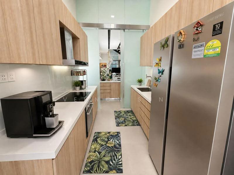 Wak Hassan Drive, Sembawang / Yishun, 4 Bedrooms, 7,442 sqft, Semi-Detached House For Sale, by Vernon Sun, 500265231 - Kitchen - PropertyGuru.com.sg