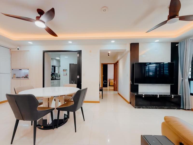 415C Northshore Drive, 415C Northshore Drive, Hougang / Punggol / Sengkang, 3 Bedrooms, 1,012 sqft, HDB Flat For Sale, by Benji Chia, 500265232 - Living Room - PropertyGuru.com.sg