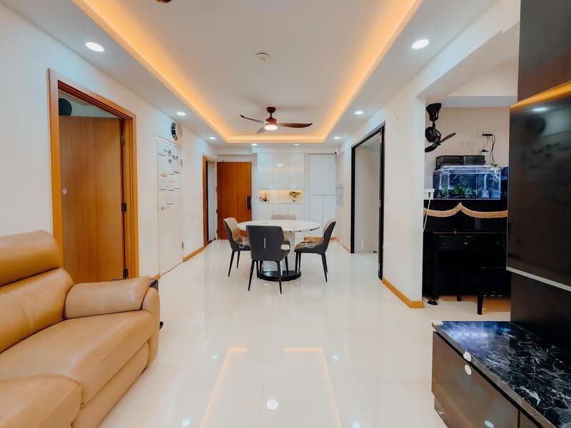 415C Northshore Drive, 415C Northshore Drive, Hougang / Punggol / Sengkang, 3 Bedrooms, 1,012 sqft, HDB Flat For Sale, by Benji Chia, 500265232 - Living Room - PropertyGuru.com.sg