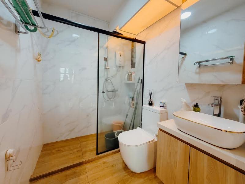 415C Northshore Drive, 415C Northshore Drive, Hougang / Punggol / Sengkang, 3 Bedrooms, 1,012 sqft, HDB Flat For Sale, by Benji Chia, 500265232 - Bathroom - PropertyGuru.com.sg