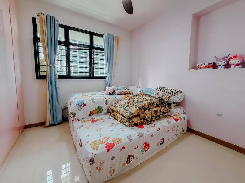 415C Northshore Drive, 415C Northshore Drive, Hougang / Punggol / Sengkang, 3 Bedrooms, 1,012 sqft, HDB Flat For Sale, by Benji Chia, 500265232 - Bedroom - PropertyGuru.com.sg