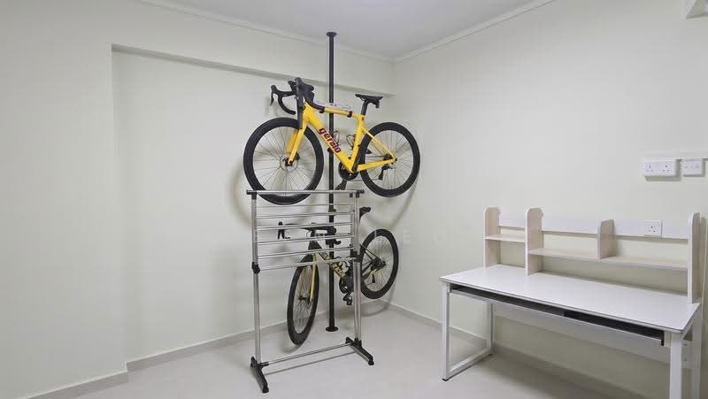 434 Hougang Avenue 8, 434 Hougang Avenue 8, Hougang / Punggol / Sengkang, 3 Bedrooms, 1,109 sqft, HDB Flat For Sale, by Eileen Leong, 500265245 - Common Room - PropertyGuru.com.sg