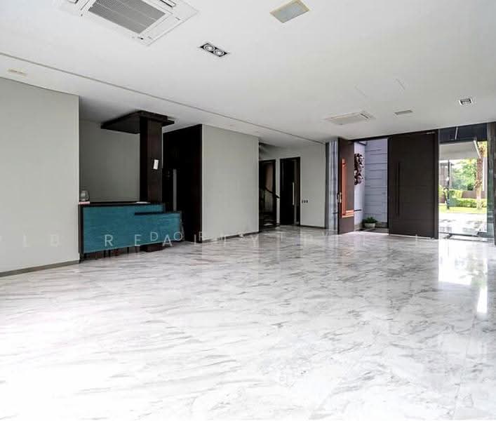 Ocean drive, Ocean drive, Harbourfront / Telok Blangah, 5 Bedrooms, 10,000 sqft, Detached House For Sale, by Doris Tey, 500265250 - Entrance - PropertyGuru.com.sg
