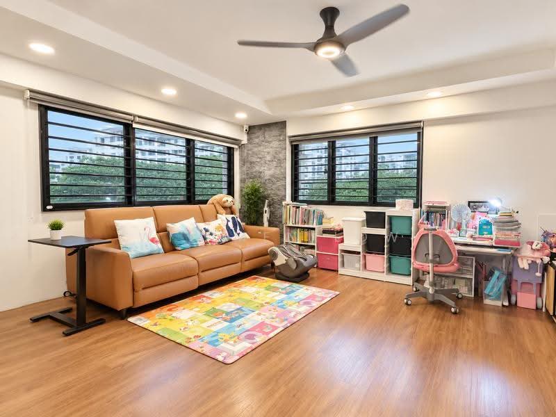6B Boon Tiong Road, 6B Boon Tiong Road, Alexandra / Commonwealth, 3 Bedrooms, 1,238 sqft, HDB Flat For Sale, by Willmen Low, 500265251 - Living Room - PropertyGuru.com.sg