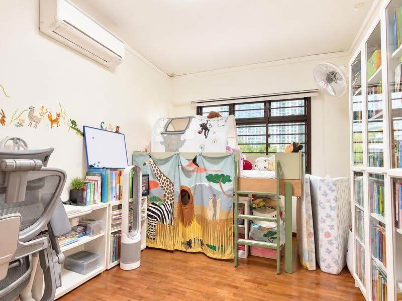 6B Boon Tiong Road, 6B Boon Tiong Road, Alexandra / Commonwealth, 3 Bedrooms, 1,238 sqft, HDB Flat For Sale, by Willmen Low, 500265251 - Bedroom - PropertyGuru.com.sg