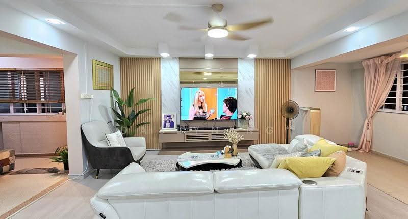 101 Gangsa Road, 101 Gangsa Road, Dairy Farm / Bukit Panjang / Choa Chu Kang, 4 Bedrooms, 1,625 sqft, HDB Flat For Sale, by Daslyn Ng, 500265252 - Living Room - PropertyGuru.com.sg
