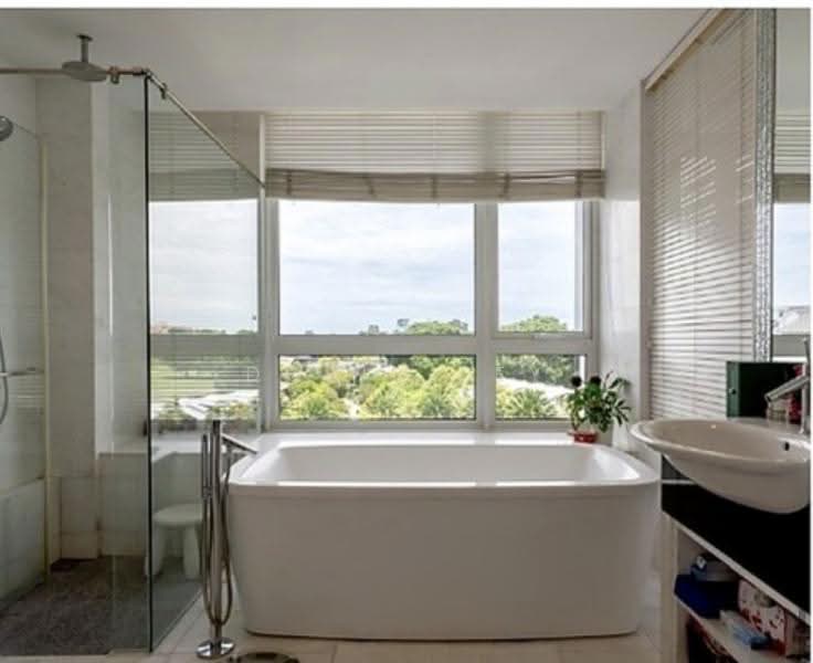 Turquoise, 51 Cove Drive, Harbourfront / Telok Blangah, 4 Bedrooms, 6,963 sqft, Condominium For Sale, by Doris Tey, 500265255 - Bathroom - PropertyGuru.com.sg
