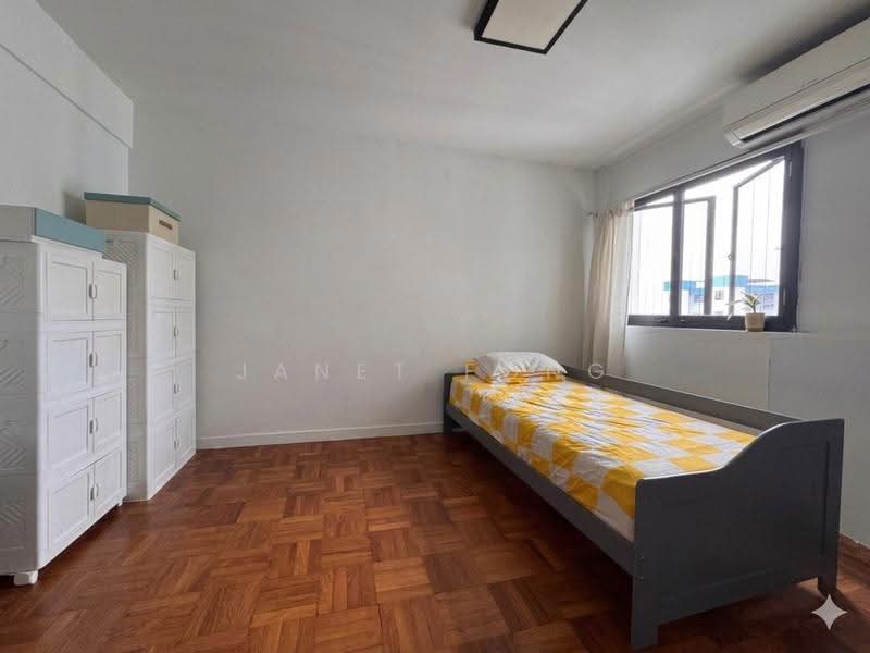 67 Marine Drive, 67 Marine Drive, East Coast / Marine Parade, 2 Bedrooms, 700 sqft, HDB Flat For Rent, by Janet Fong, 500265269 - (Not linked to bathroom) - PropertyGuru.com.sg