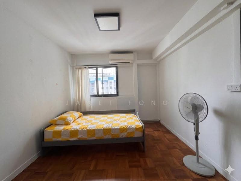 67 Marine Drive, 67 Marine Drive, East Coast / Marine Parade, 2 Bedrooms, 700 sqft, HDB Flat For Rent, by Janet Fong, 500265269 - Room 2 (Not linked to bathroom) - PropertyGuru.com.sg